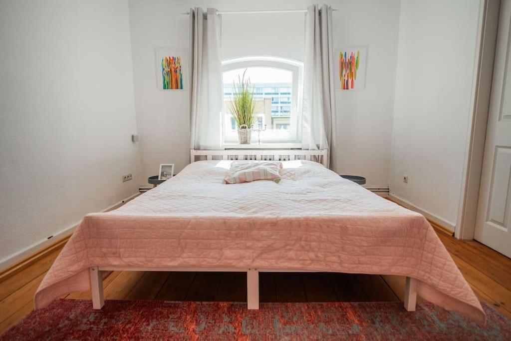 150Qm Loft, Tischtennis, Dart, Tischkicker Hamburg Exterior photo